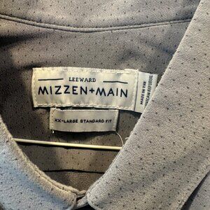 Mizzen Short Sleeve with BLue Buttons